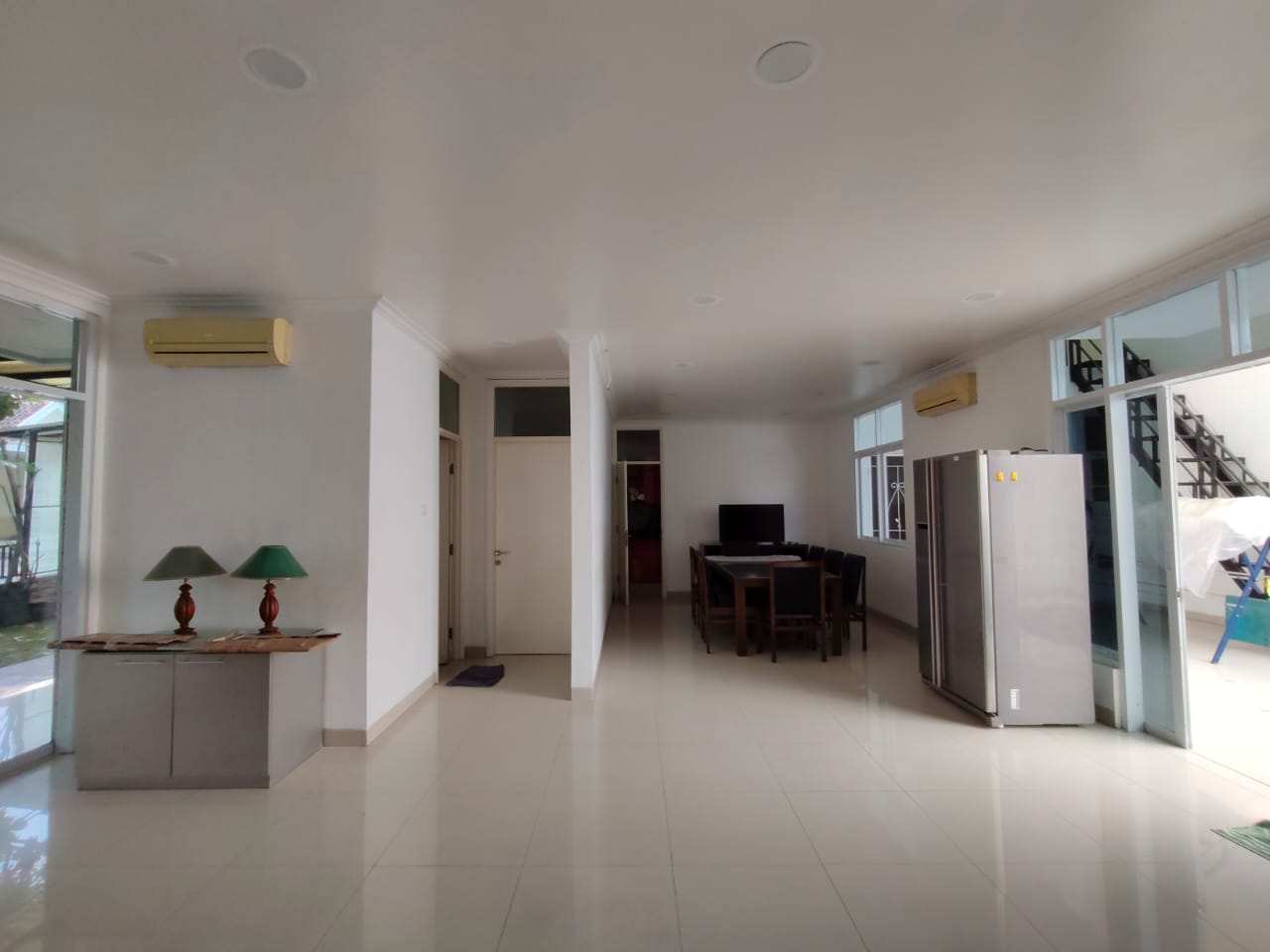 Rumah Disewakan di Cluster Taman Beverly Lippo Cikarang